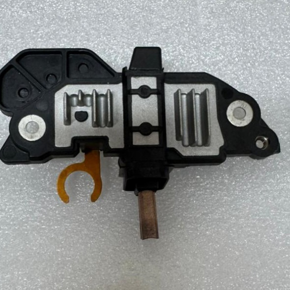Регулятор Генератора F00M144119, 1986AE0103 ISBe 24V/70А* СПЕЦЦЕНА